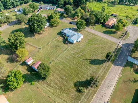 380 Meadowood Dr, Talbott, TN 37877 photo 12