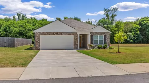 327 Caroline Ct, Talbott, TN 37877 photo 9