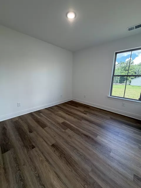Bedroom - 401 Marcella Ct, Dickson, TN 37055 photo 4 of 10