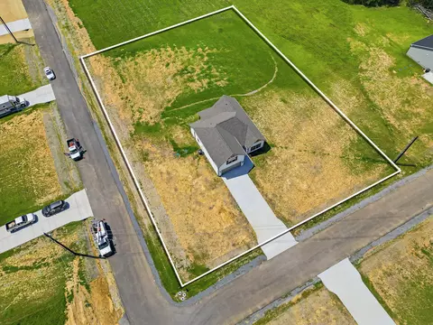 View/Area - 401 Marcella Ct, Dickson, TN 37055 photo 1 of 9
