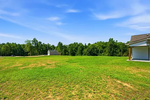 Exterior - 401 Marcella Ct, Dickson, TN 37055 photo 18 of 20