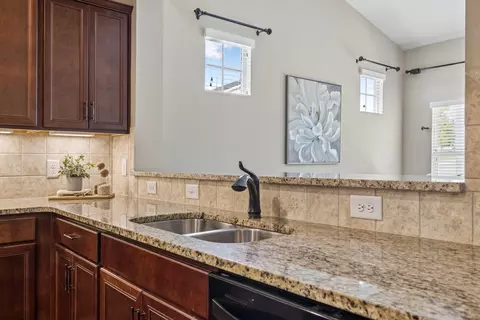 Kitchen - 3001 Gracious Dr, Franklin, TN 37064 photo 3 of 6