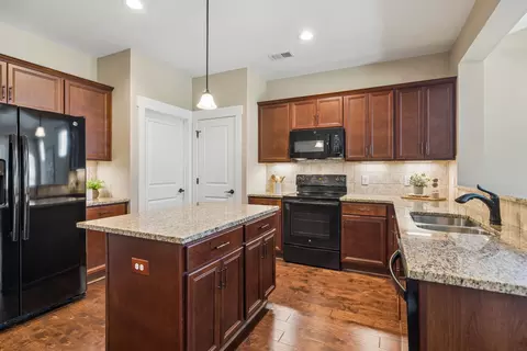 Kitchen - 3001 Gracious Dr, Franklin, TN 37064 photo 1 of 6