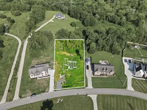 505 Bridle Path Ln, Hartsville, TN 37074