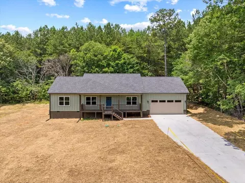 3104 Old Morris Rd, Rocky Face, GA 30740