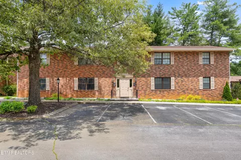 810 Highland Dr #501, Knoxville, TN 37912