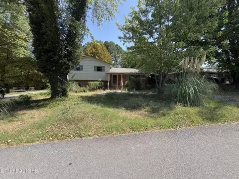 136 Farlow Dr, Knoxville, TN 37934