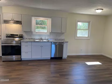 6377 Panther Creek Rd, Talbott, TN 37877 photo 3