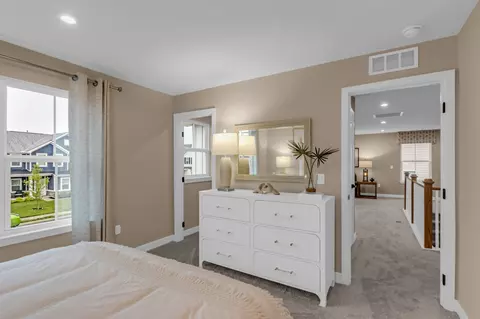 Bedroom - 1009 Harwell Ln, Murfreesboro, TN 37128 photo 4 of 10