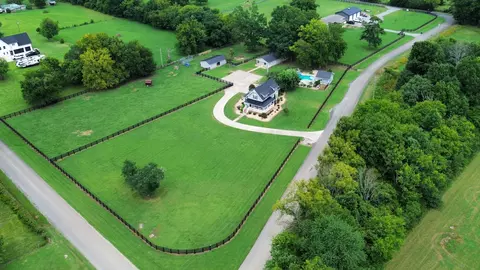4597 Broiles Rd, Christiana, TN 37037