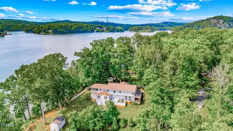 1121 Settlers Ln, Friendsville, TN 37737