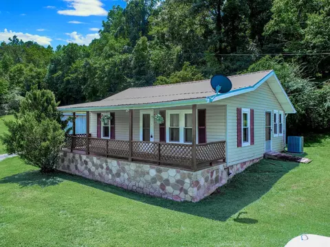 2323 Bogard Rd, Newport, TN 37821