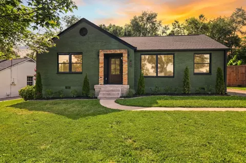 1402 Corder Dr, Nashville, TN 37206