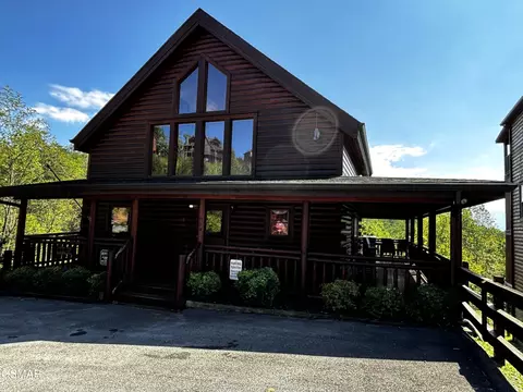 659 Stockton Dr, Sevierville, TN 37876