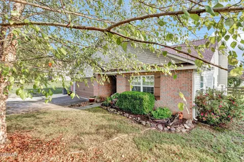 3048 Pennington Cir, Maryville, TN 37803