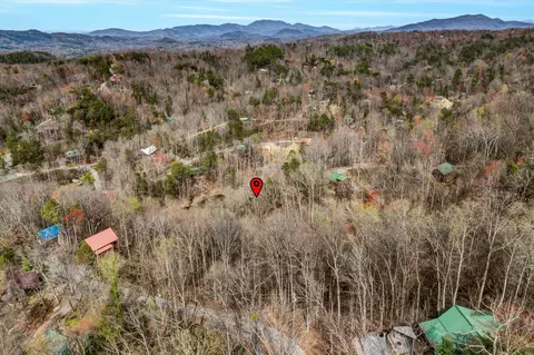 345 Lamons Loop, Sevierville, TN 37876 photo 11