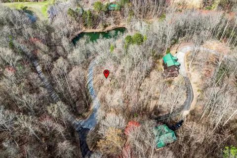 345 Lamons Loop, Sevierville, TN 37876 photo 9