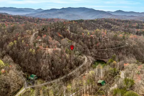 345 Lamons Loop, Sevierville, TN 37876 photo 16