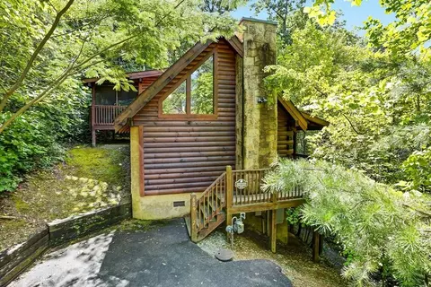 609 Eagles Blvd Way #WEEKENDHIDEAWAY, Pigeon Forge, TN 37862