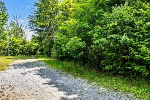3 Clearview Rd, Sevierville, TN 37862