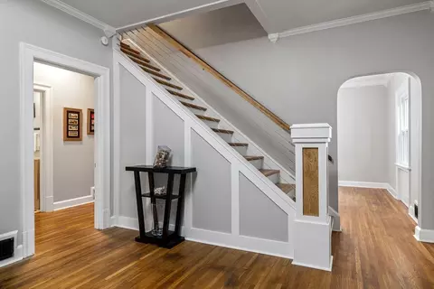 Entry Way - 730 E Burton St, Murfreesboro, TN 37130 photo 2 of 4