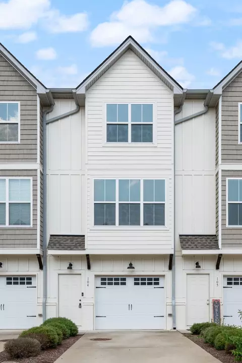 104 Harper Lndg, Chapel Hill, TN 37034