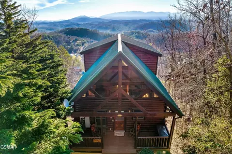 2251 Upper Middle Crk #12, Sevierville, TN 37876