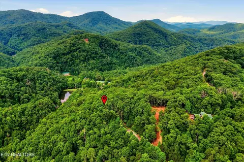 71 Redtail Rd, Sevierville, TN 37862