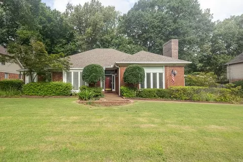 1999 Kostka Ln, Germantown, TN 38139