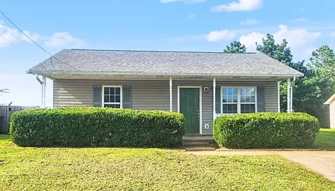 1126 Keith Ave, Oak Grove, KY 42262