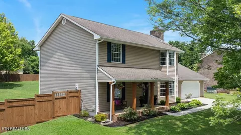 1429 Newcross Rd, Knoxville, TN 37922