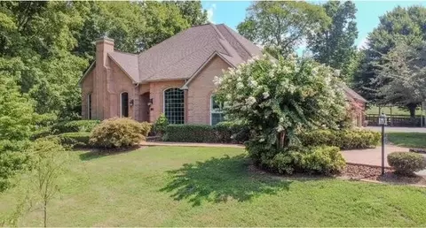 1147 Isahaya Ln, Athens, TN 37303