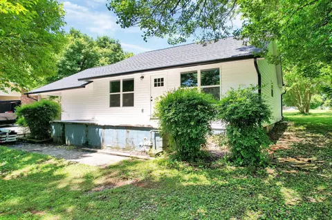 810 Cedar Springs Rd, Athens, TN 37303