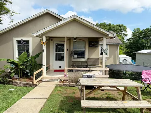 604 Childress Ave, Sweetwater, TN 37874
