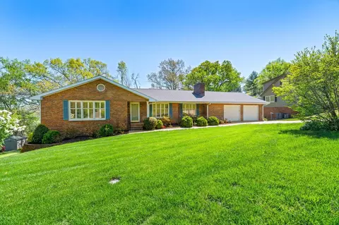 1711 Elmhurst Dr, Athens, TN 37303