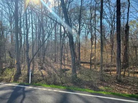 8 Highway 304, Decatur, TN 37322