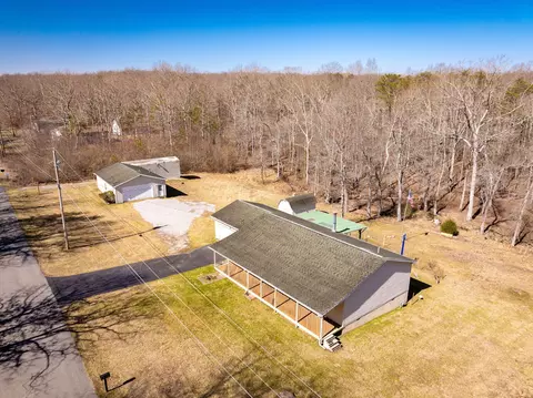 413 Sycamore Dr, Crossville, TN 38555