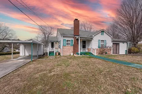 406 Taylor Street St, Athens, TN 37303