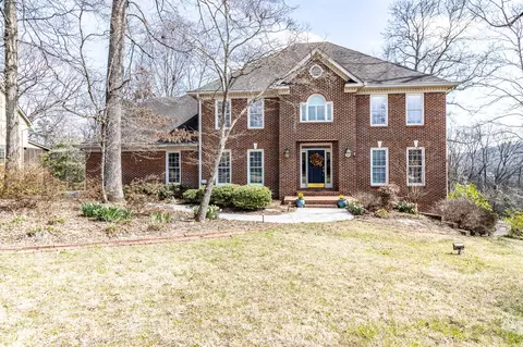 9615 Mountain Shadows Dr, Chattanooga, TN 37421