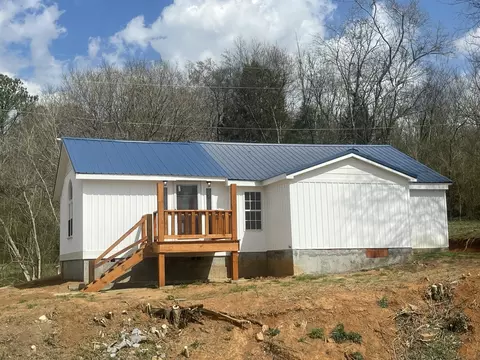 2288 Parksville Rd, Benton, TN 37307