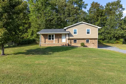 1621 Zale Dr, Cleveland, TN 37323