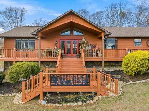3105 Jh Headrick Dr, Sevierville, TN 37862