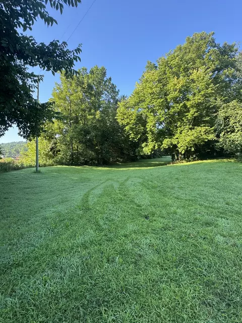 3992 Hwy 31e, Bethpage, TN 37022 photo 3