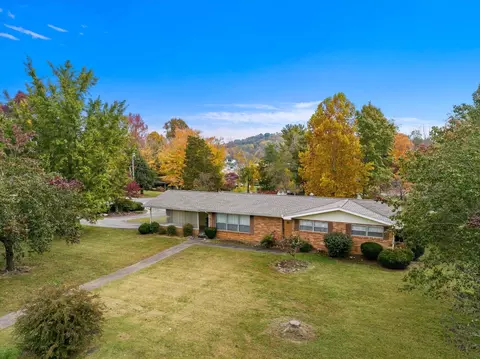 505 Brewer St, Athens, TN 37303