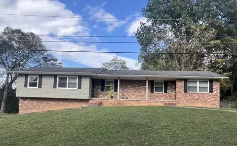 7529 Leemont Dr, Chattanooga, TN 37421
