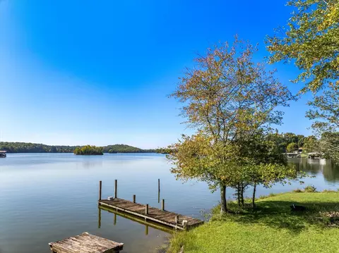 1 Pin Hook Rd, Spring City, TN 37381