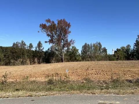 17 County Road 537, Etowah, TN 37331
