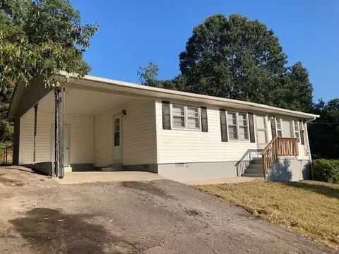 301 Fairview Dr SE, Cleveland, TN 37323