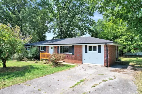 111 Van Cleve St, Fort Oglethorpe, GA 30742
