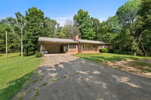 329 Oak Grove Rd, Benton, TN 37307